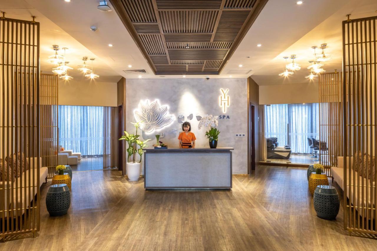 Hotel Melia Vinpearl Hue Esterno foto Lobby of the hotel